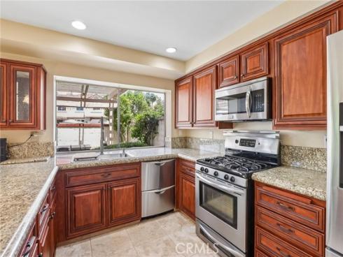 2521 Avenita Alpera , Tustin, CA