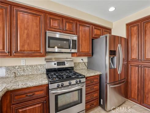 2521 Avenita Alpera , Tustin, CA