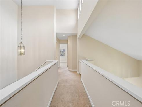 2521 Avenita Alpera , Tustin, CA