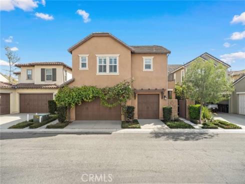220  Barnes  , Tustin, CA