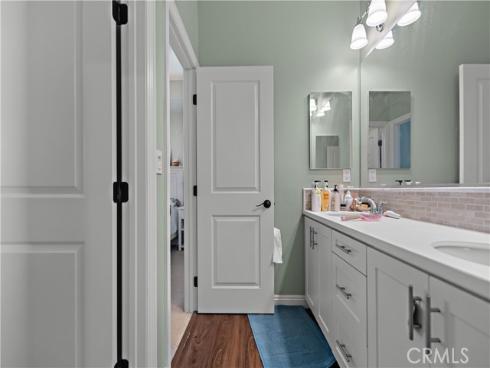 220  Barnes  , Tustin, CA