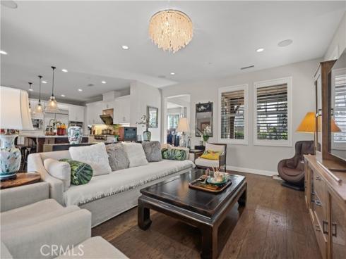 220  Barnes  , Tustin, CA