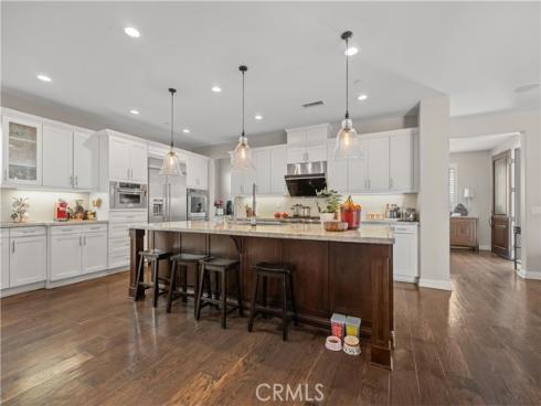 220  Barnes  , Tustin, CA