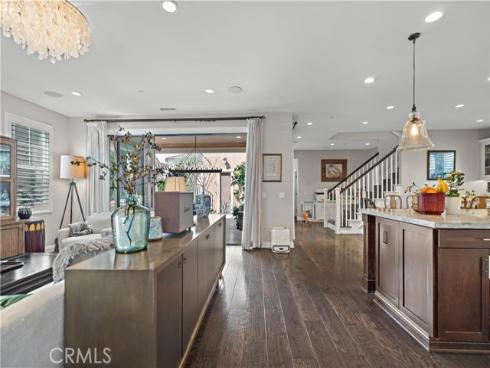 220  Barnes  , Tustin, CA