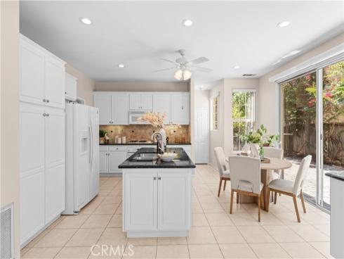 11625 Maynard Avenue, Tustin, CA