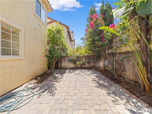 11625 Maynard Avenue, Tustin, CA