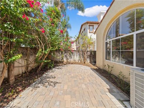11625 Maynard Avenue, Tustin, CA