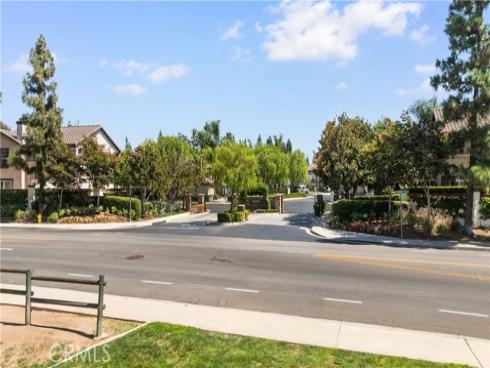 11625 Maynard Avenue, Tustin, CA