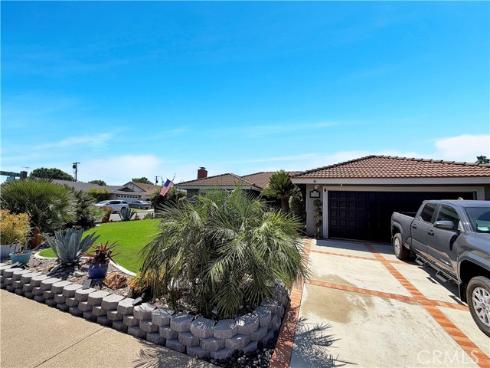 13841 Loretta , Tustin, CA