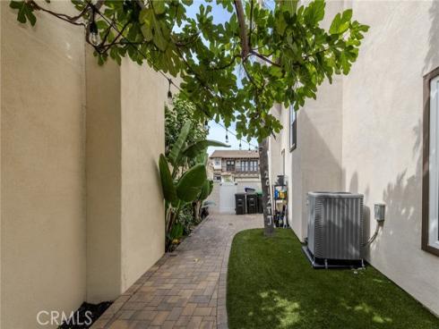 13362 Portal , Tustin, CA