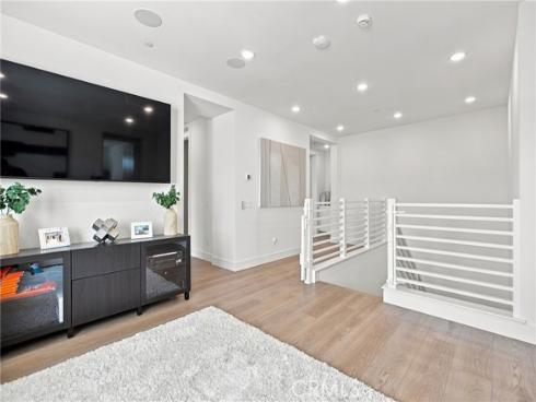 16311 Veterans Way, Tustin, CA