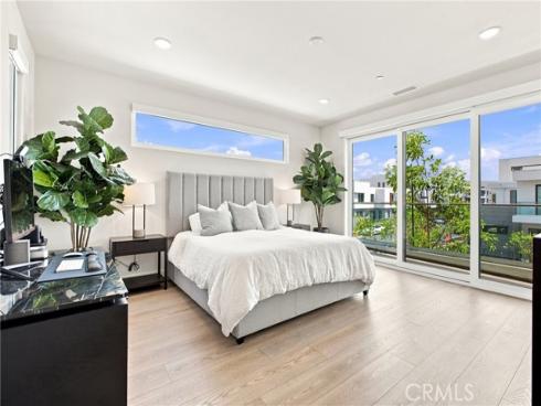 16311 Veterans Way, Tustin, CA