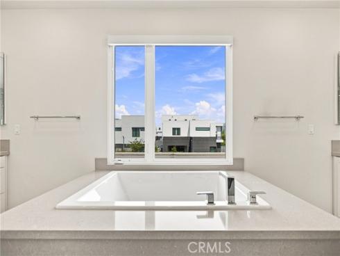 16311 Veterans Way, Tustin, CA