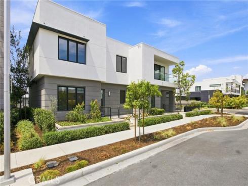 16311 Veterans Way, Tustin, CA
