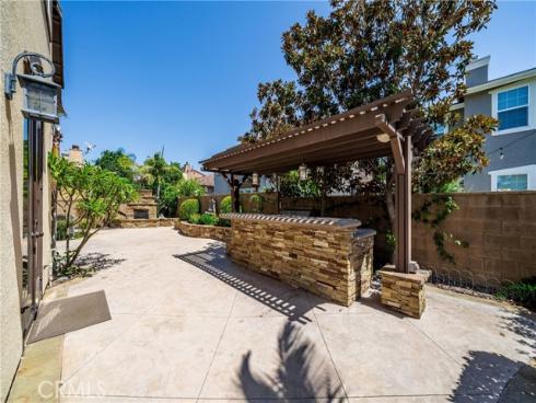 15240 Severyns Road, Tustin, CA