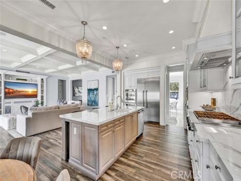 8 Stafford Place, Tustin, CA