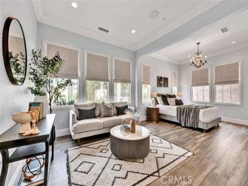 8 Stafford Place, Tustin, CA
