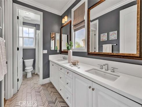 8 Stafford Place, Tustin, CA