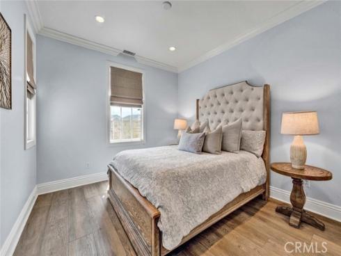 8 Stafford Place, Tustin, CA
