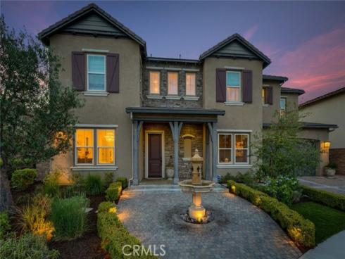 8 Stafford Place, Tustin, CA