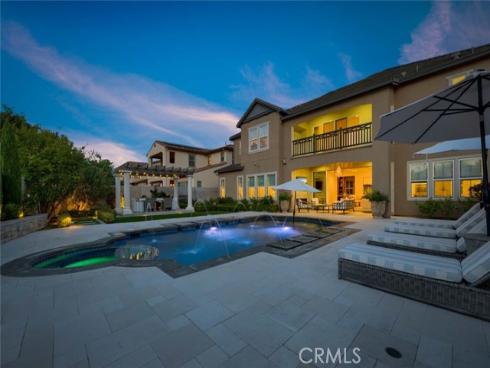 8 Stafford Place, Tustin, CA