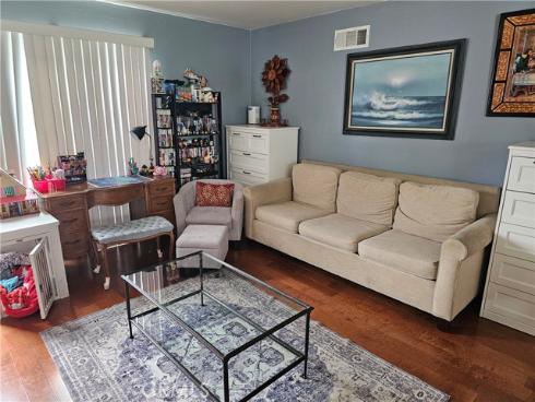 1151 E 1st , Tustin, CA