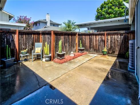 1159 E 1st , Tustin, CA