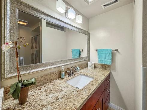 1159 E 1st , Tustin, CA