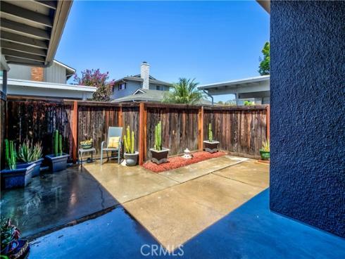 1159 E 1st , Tustin, CA