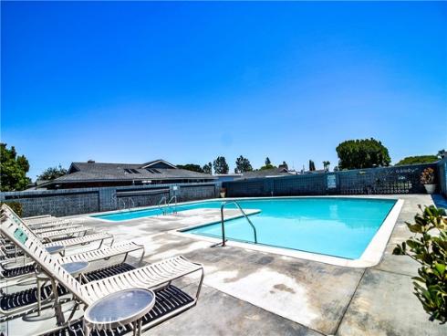 1159 E 1st , Tustin, CA