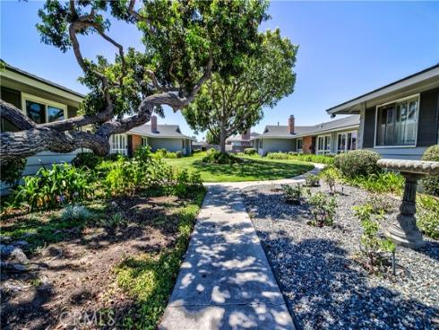 1159 E 1st , Tustin, CA
