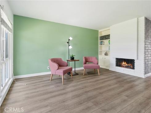 1159 E 1st , Tustin, CA