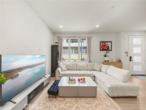 16175 Dawn Way 103 , Tustin, CA