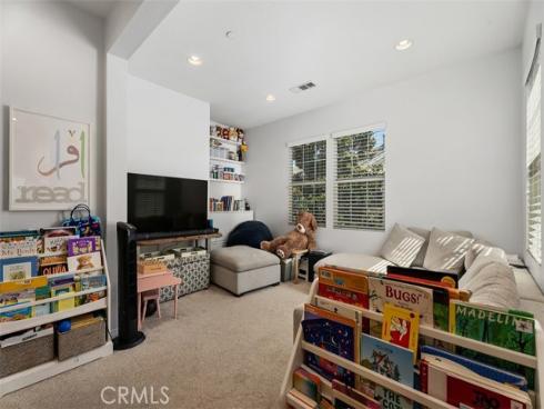 1487 Montgomery , Tustin, CA
