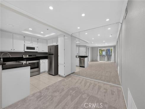 2800 Keller 70 , Tustin, CA