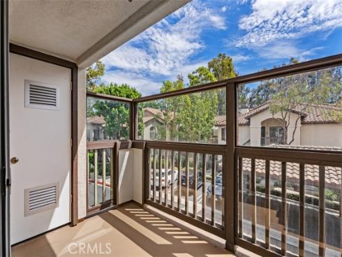 2960 Champion Way 1008 , Tustin, CA