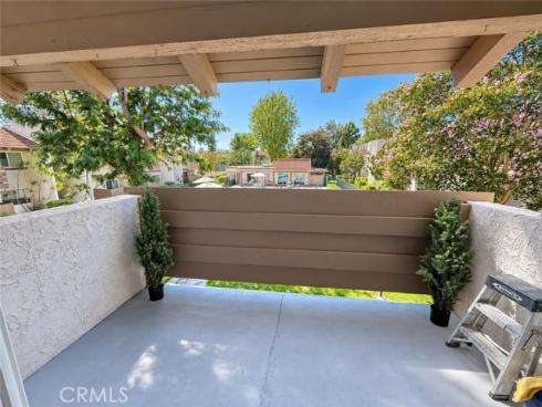 17574 Vandenberg 11 , Tustin, CA