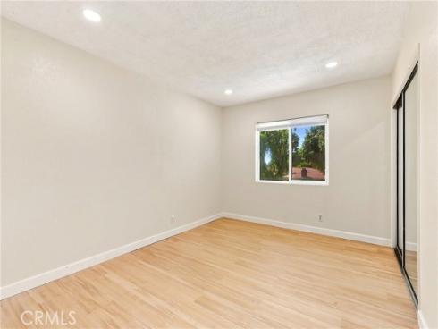 648 W Main D , Tustin, CA