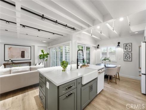 17515 Via Lindo , Tustin, CA