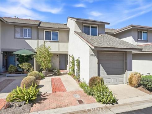 17515 Via Lindo , Tustin, CA