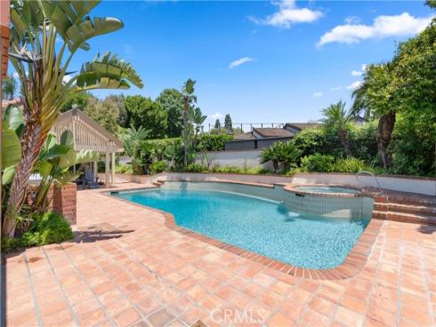 18811 Ridgeview Circle, Villa Park, CA