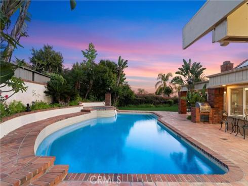 18811 Ridgeview Circle, Villa Park, CA