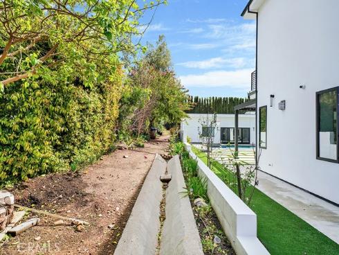 18852  Canyon Crest   Drive, Villa Park, CA