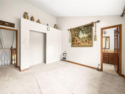 18471  Hillcrest  , Villa Park, CA