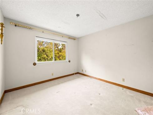 18471  Hillcrest  , Villa Park, CA