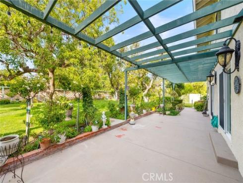 18471  Hillcrest  , Villa Park, CA