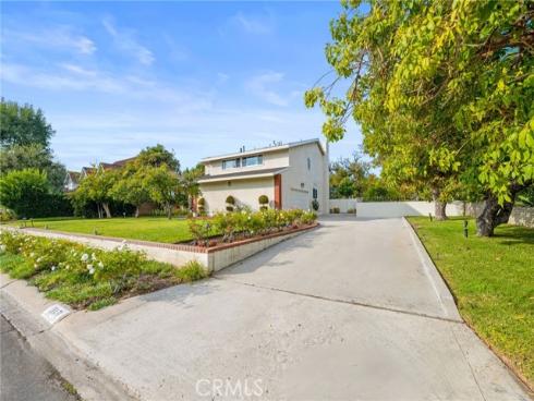 18471  Hillcrest  , Villa Park, CA