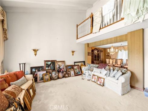 18471  Hillcrest  , Villa Park, CA