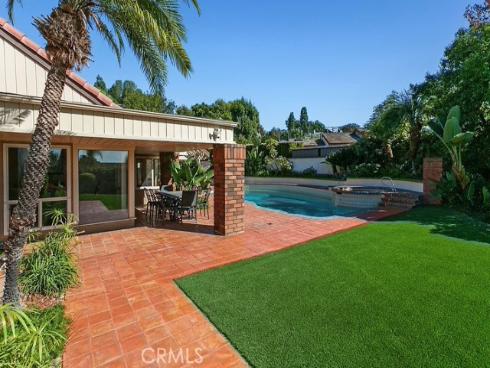 18811  Ridgeview  , Villa Park, CA