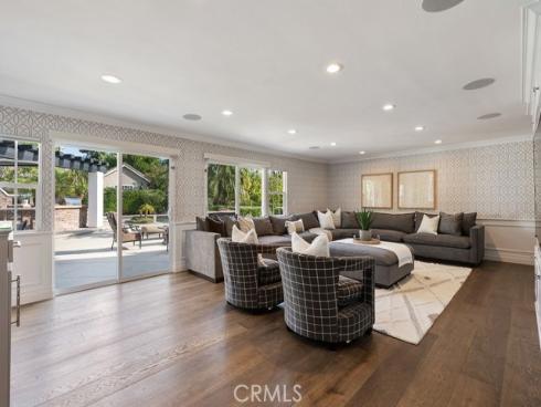 10262  Old Lamplighter   Lane, Villa Park, CA